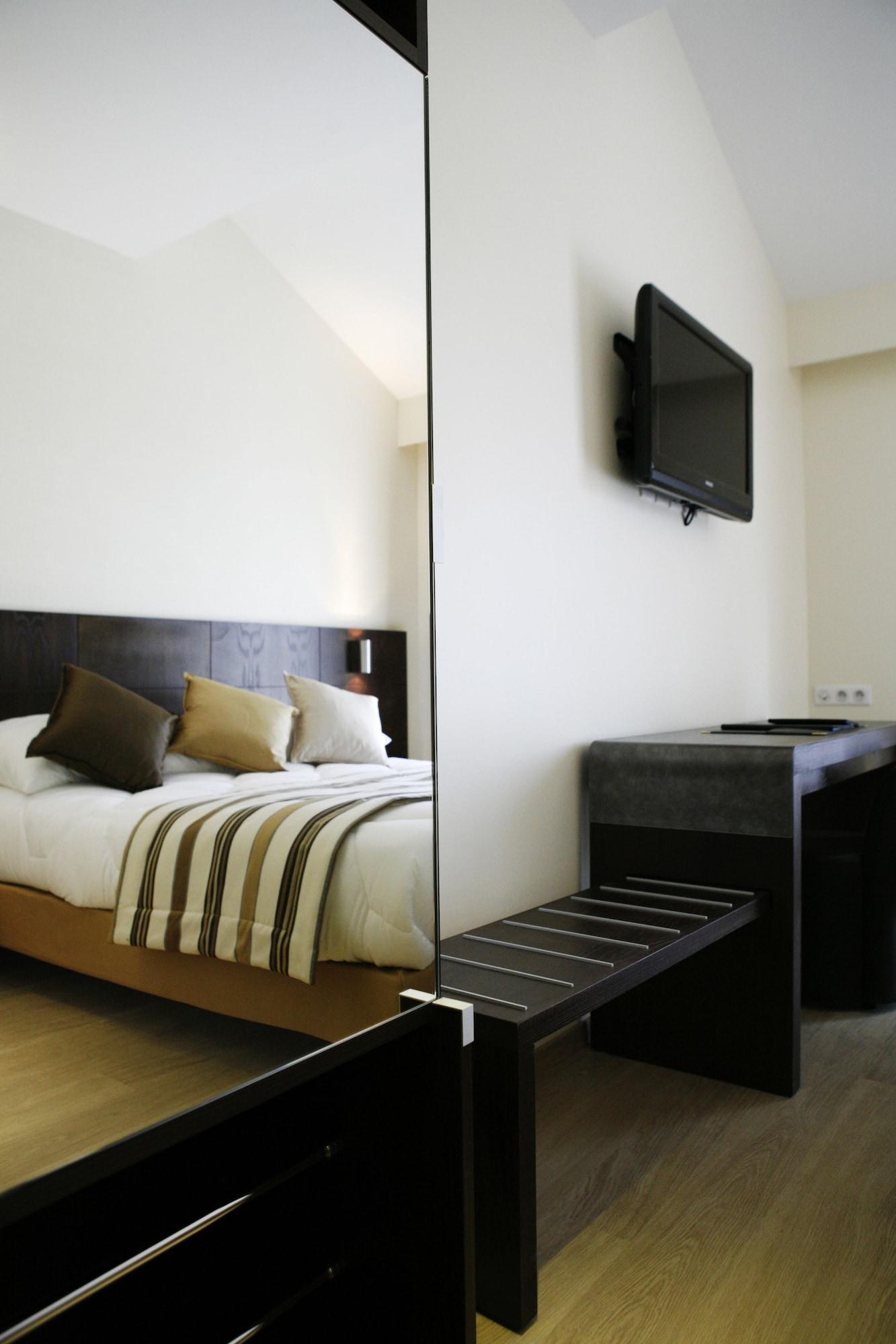 Best Western Plus Hotel Des Francs Soissons Exterior photo