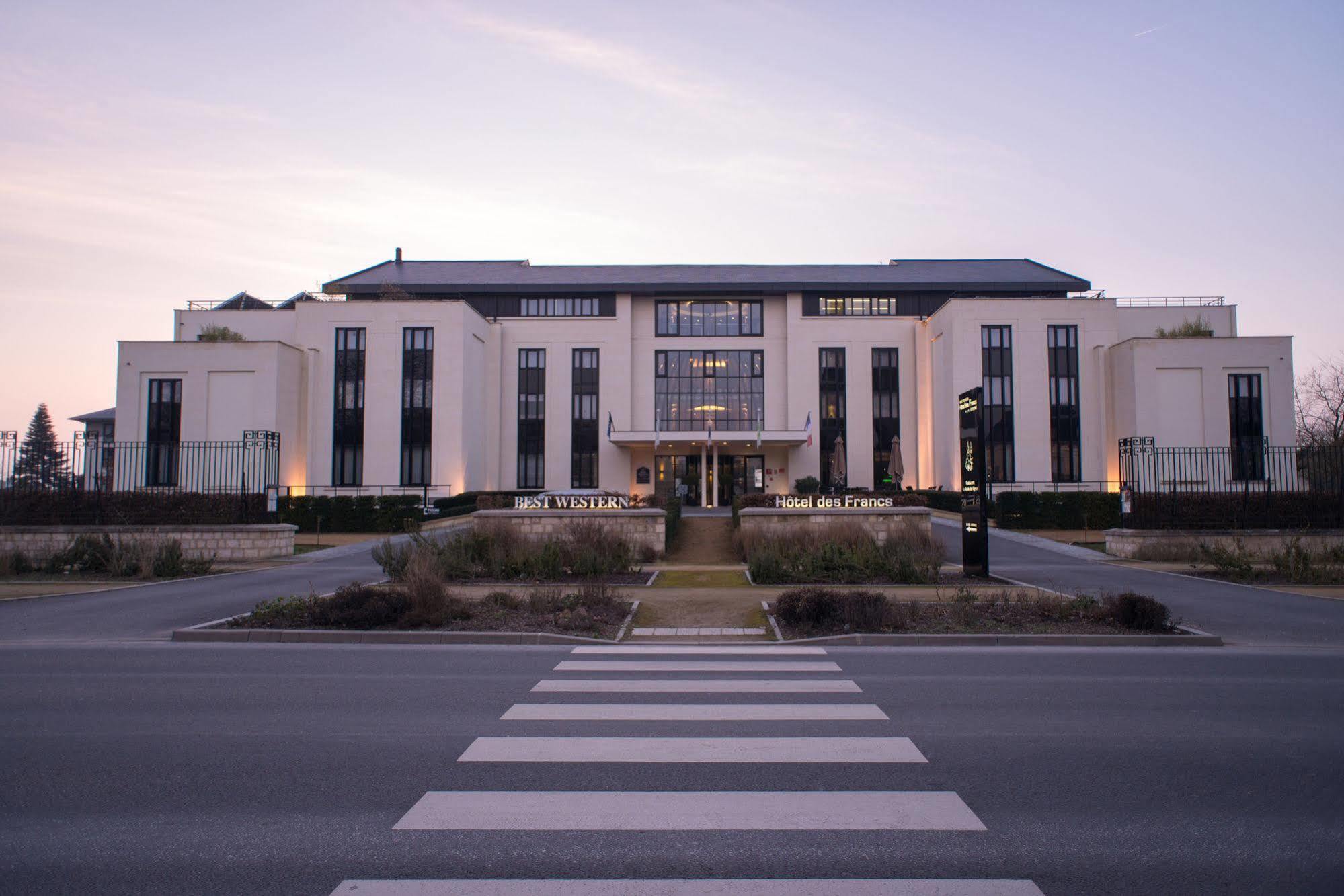 Best Western Plus Hotel Des Francs Soissons Exterior photo